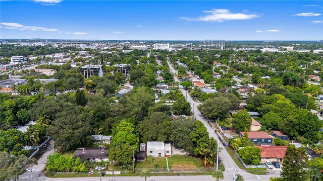 16860 NE 3rd Ct, North Miami Beach, FL 33162