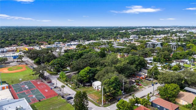 16860 NE 3rd Ct, North Miami Beach, FL 33162