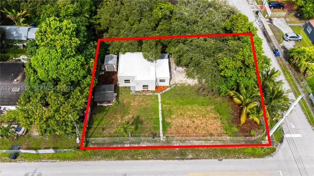 16860 NE 3rd Ct, North Miami Beach, FL 33162