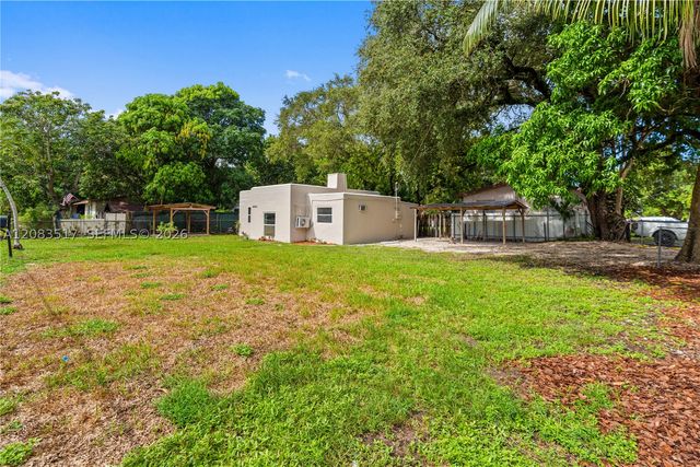 16860 NE 3rd Ct, North Miami Beach, FL 33162