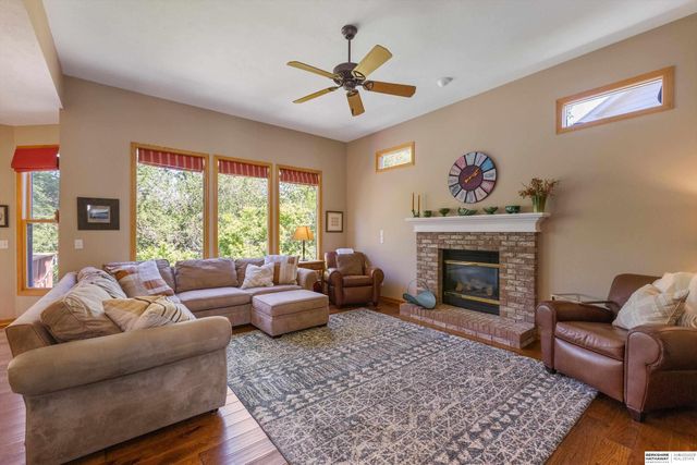 6335 S 178th Street, Omaha, NE 68135