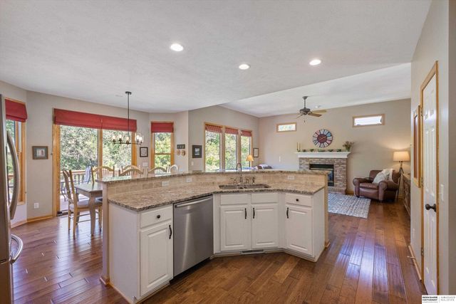 6335 S 178th Street, Omaha, NE 68135