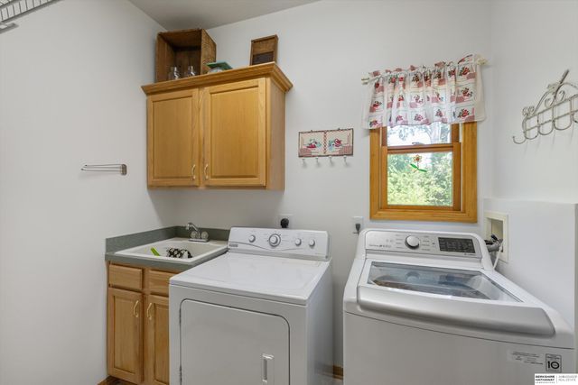 6335 S 178th Street, Omaha, NE 68135