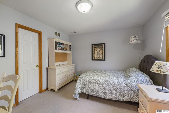 6335 S 178th Street, Omaha, NE 68135