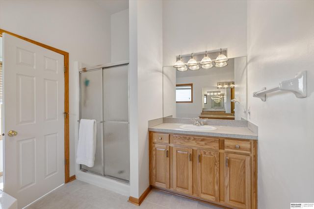 6335 S 178th Street, Omaha, NE 68135