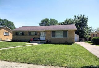 25210 Ridge Cliff Drive, Southfield, MI 48075