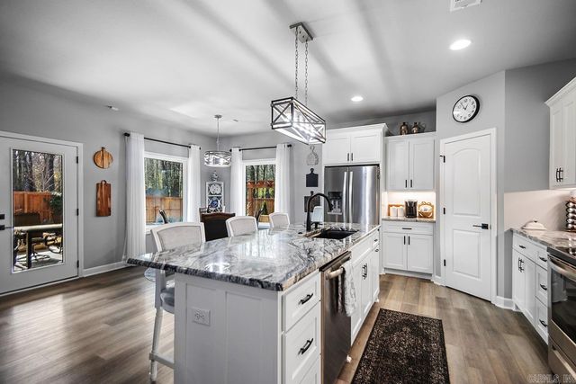 1265 Essex Drive, Benton, AR 72019