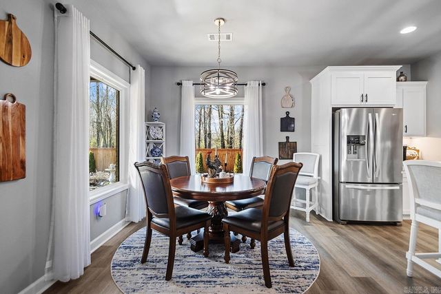 1265 Essex Drive, Benton, AR 72019