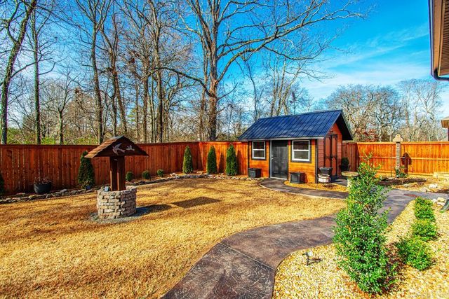 1265 Essex Drive, Benton, AR 72019