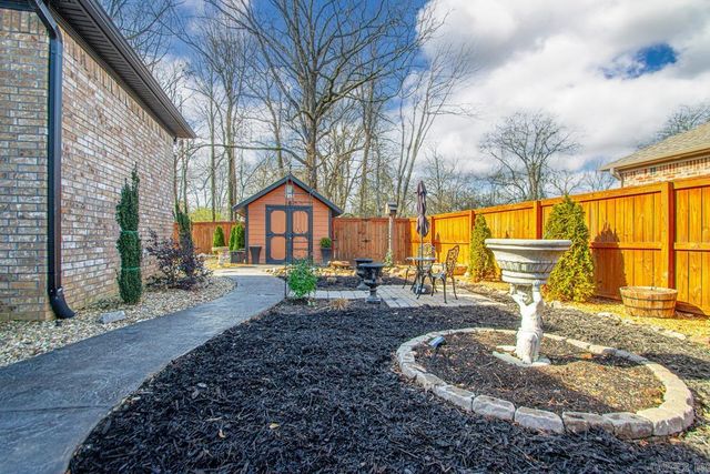 1265 Essex Drive, Benton, AR 72019