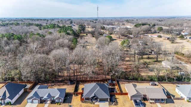 1265 Essex Drive, Benton, AR 72019