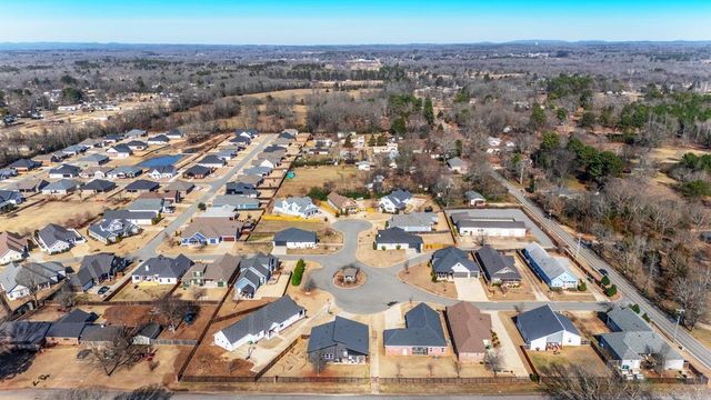 1265 Essex Drive, Benton, AR 72019