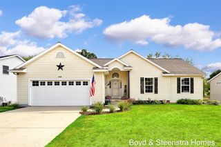442 Shaw Estates Drive, Rockford, MI 49341