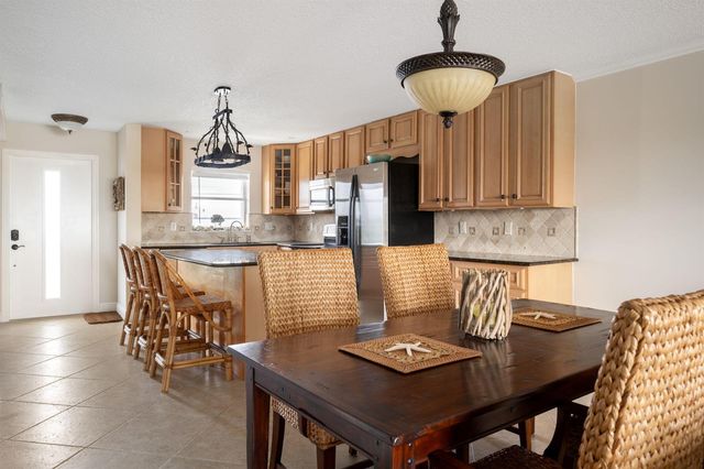 4049 Ocean Drive 505, Vero Beach, FL 32963