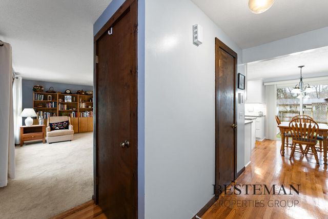 1149 Greenbriar Drive, Muskegon, MI 49445