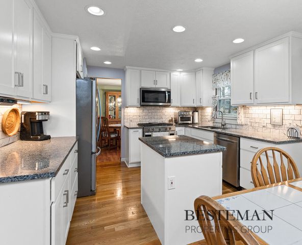 1149 Greenbriar Drive, Muskegon, MI 49445