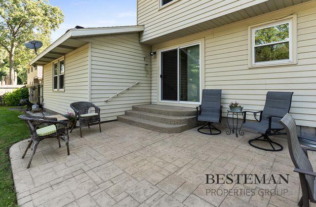 1149 Greenbriar Drive, Muskegon, MI 49445