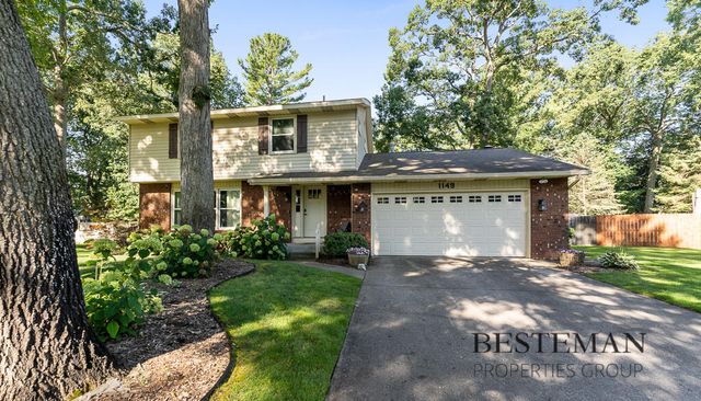 1149 Greenbriar Drive, Muskegon, MI 49445