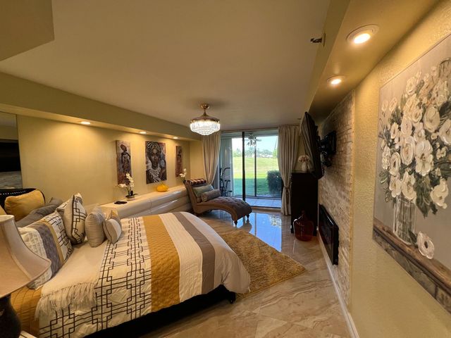 5257 S Fountains Dr S 105, Lake Worth, FL 33467