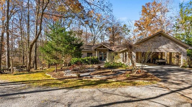 371 Farmington Road, Mocksville, NC 27028