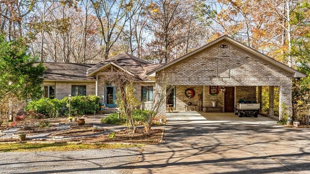 371 Farmington Road, Mocksville, NC 27028