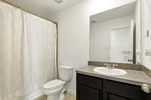 244 Road 5506, Cleveland, TX 77327