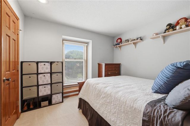 15306 W 121ST Terrace, Olathe, KS 66062
