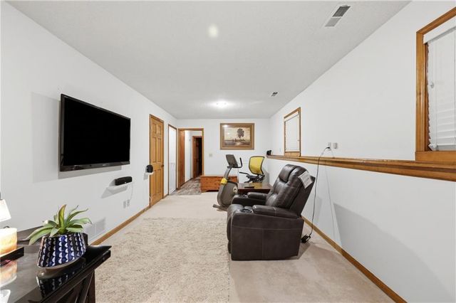 15306 W 121ST Terrace, Olathe, KS 66062