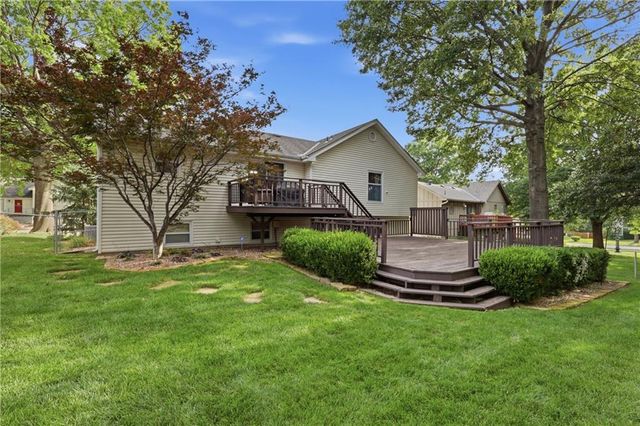 15306 W 121ST Terrace, Olathe, KS 66062