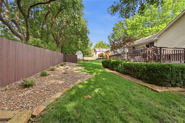 15306 W 121ST Terrace, Olathe, KS 66062