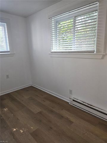 1026 Little Bay Ave Apt 2, Norfolk, VA 23503
