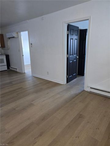 1026 Little Bay Ave Apt 2, Norfolk, VA 23503