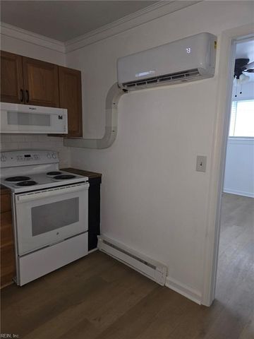 1026 Little Bay Ave Apt 2, Norfolk, VA 23503