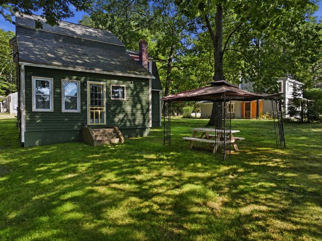 24 Briarcliff Ln B, Spencer, MA 01562