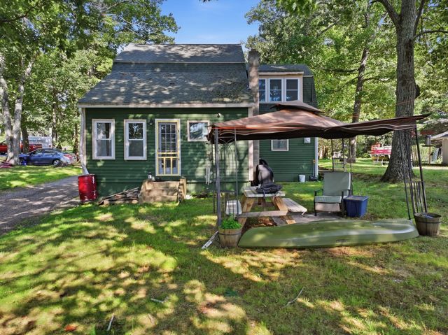 24 Briarcliff Ln B, Spencer, MA 01562