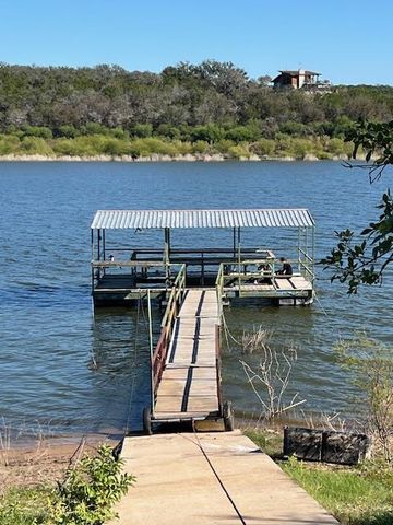 110 Midnight Sun DR, Spicewood, TX 78669