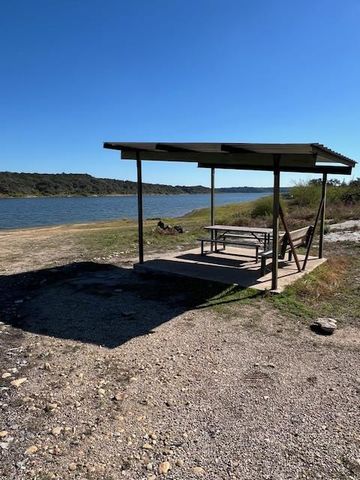 110 Midnight Sun DR, Spicewood, TX 78669