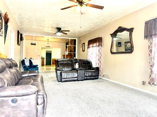 439 E 400 S, Vernal, UT 84078