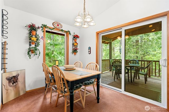 390 Potlatch N, Hoodsport, WA 98548