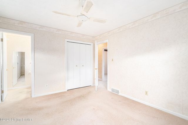 308 Caroldale Ln, Louisville, KY 40243