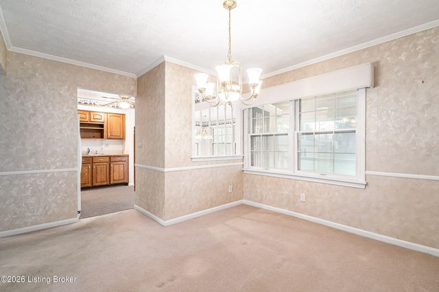 308 Caroldale Ln, Louisville, KY 40243