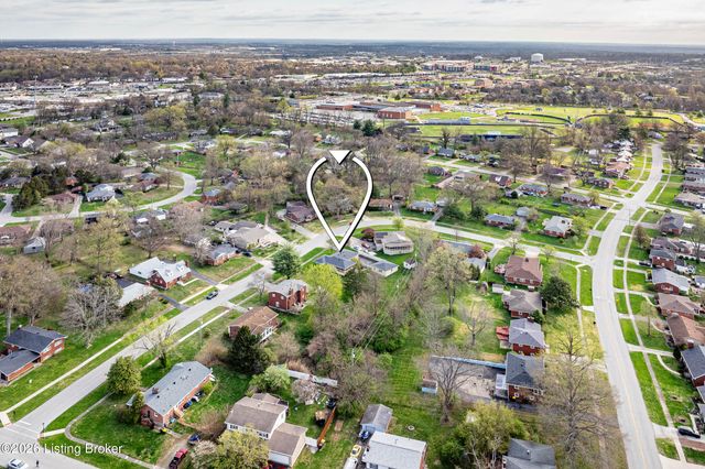 308 Caroldale Ln, Louisville, KY 40243