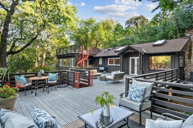176 Los Trancos Circle, Portola Valley, CA 94028
