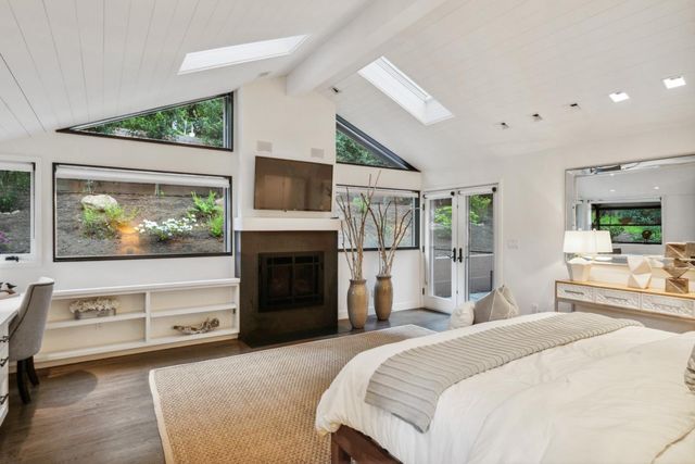 176 Los Trancos Circle, Portola Valley, CA 94028