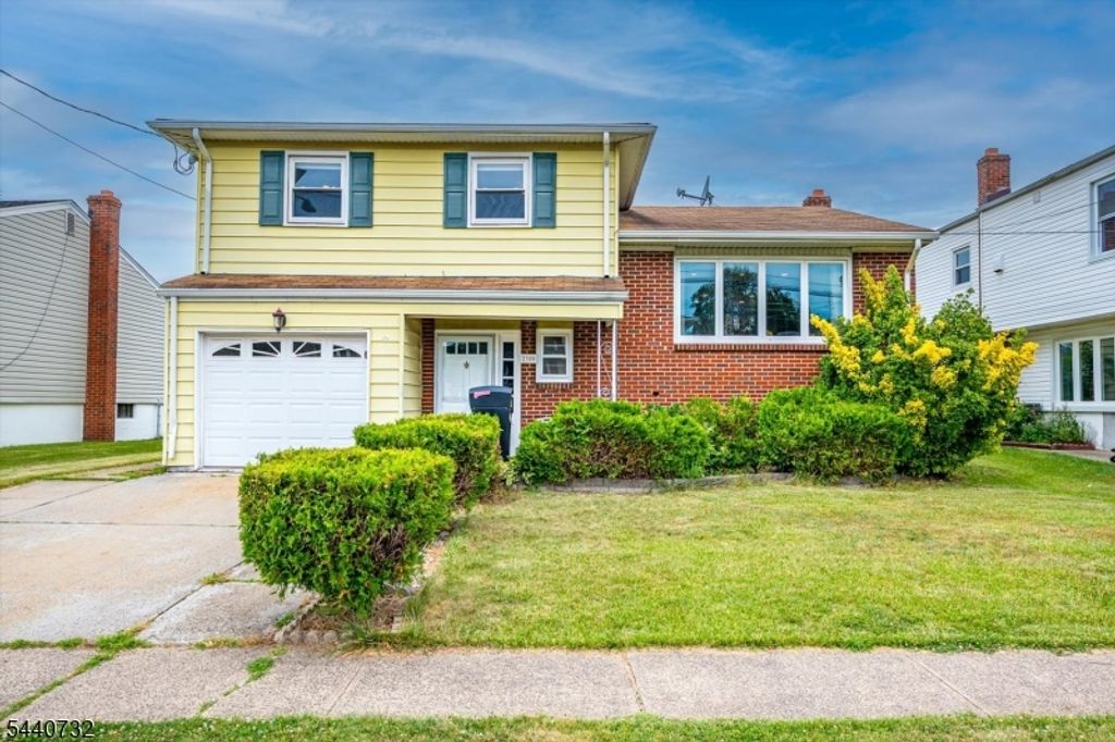 2300 Desisto Dr, Rahway City, NJ 07065