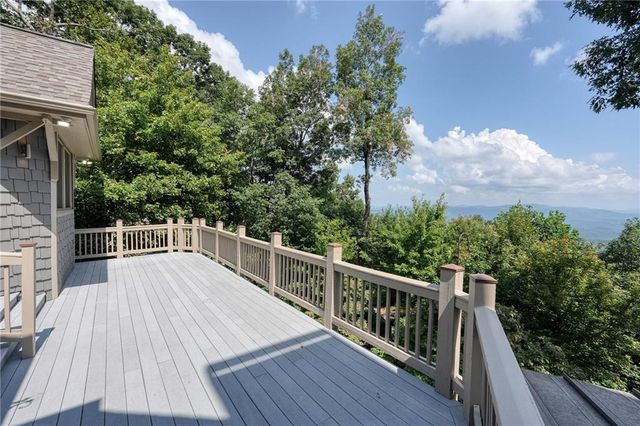 73 Resting Bear Ridge, Big Canoe, GA 30143