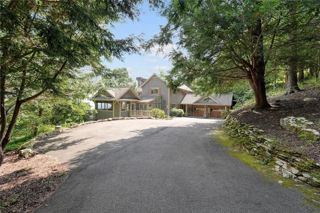 73 Resting Bear Ridge, Big Canoe, GA 30143