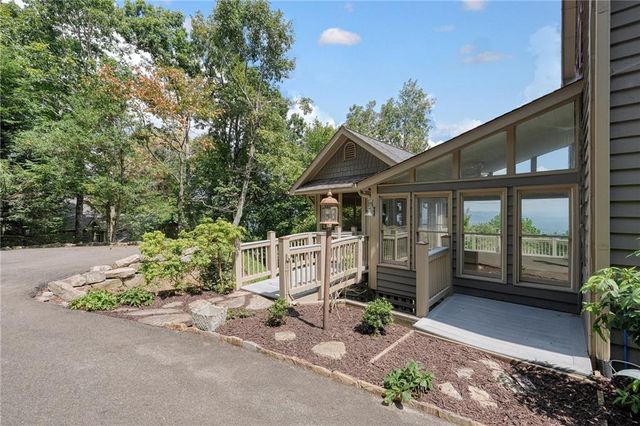 73 Resting Bear Ridge, Big Canoe, GA 30143