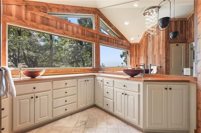 73 Resting Bear Ridge, Big Canoe, GA 30143