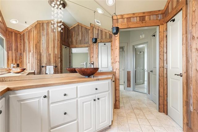 73 Resting Bear Ridge, Big Canoe, GA 30143